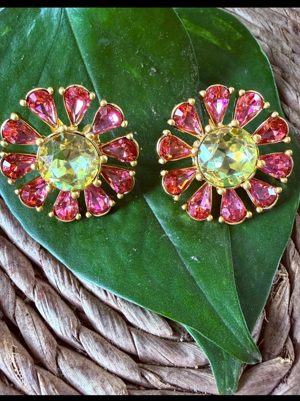 Oscar de la Renta Shimmering Crystal Flower Earrings PINK/JONQUIL✨Gold Tone Post